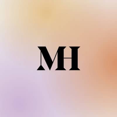 A favicon of Moment House